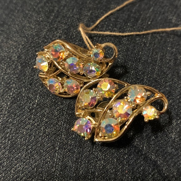 2/$40 Vintage 50’s AB Clip-On Earrings - Picture 4 of 4